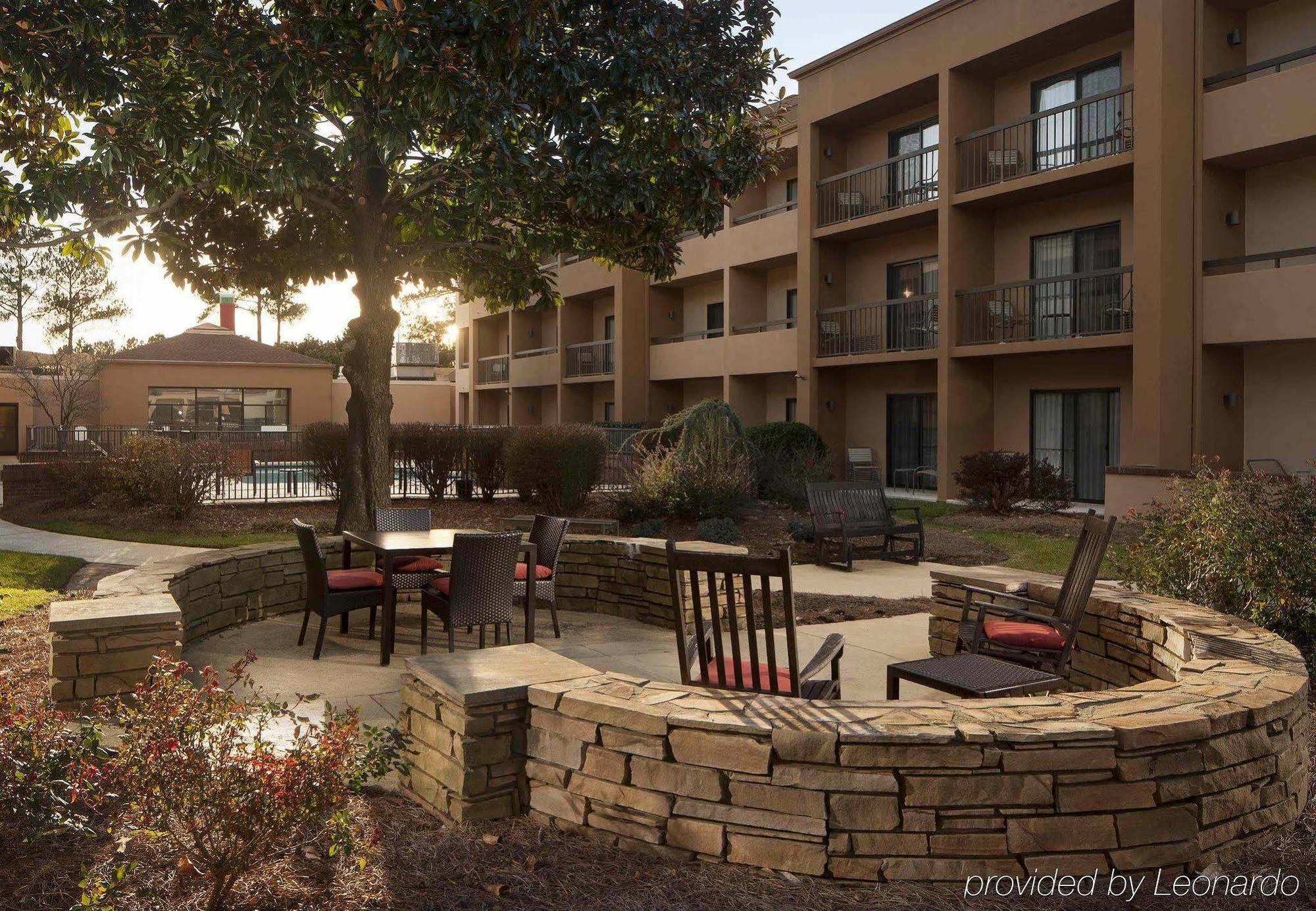 Courtyard Greenville Haywood Mall Exterior photo